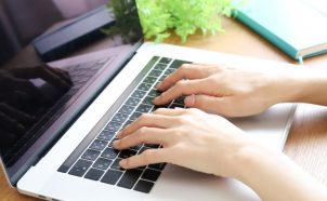 ウェビナー参加者を増やせるメール戦略｜年間1,400回の実績からプロが解説